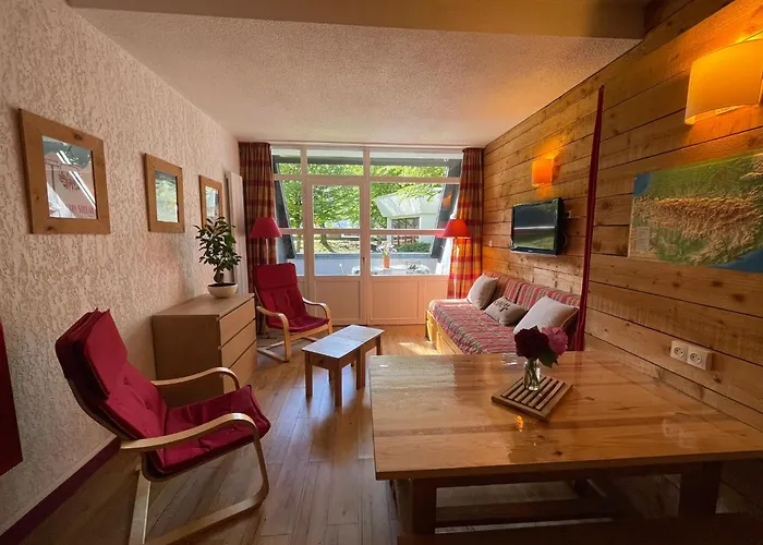 T2 Classe 3 Etoiles Coeur De Village Et Piscine Ext *