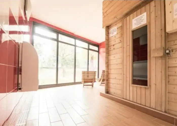 T2 Classe 3 Etoiles Coeur De Village Et Piscine Ext Appartement